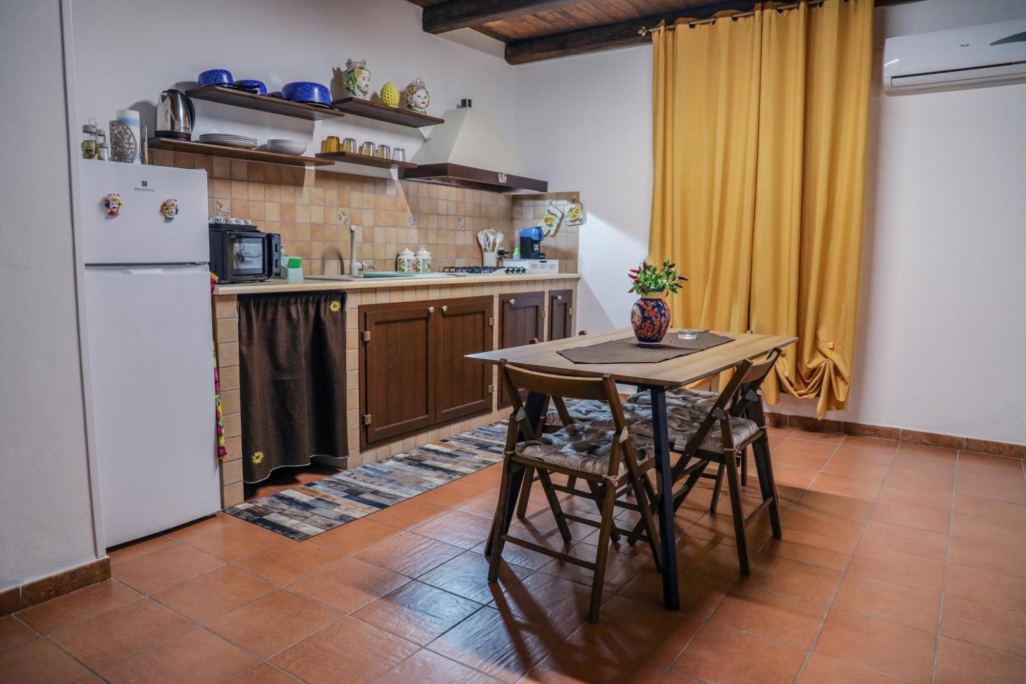 La Folkloressa Apartments Palermo Kültér fotó