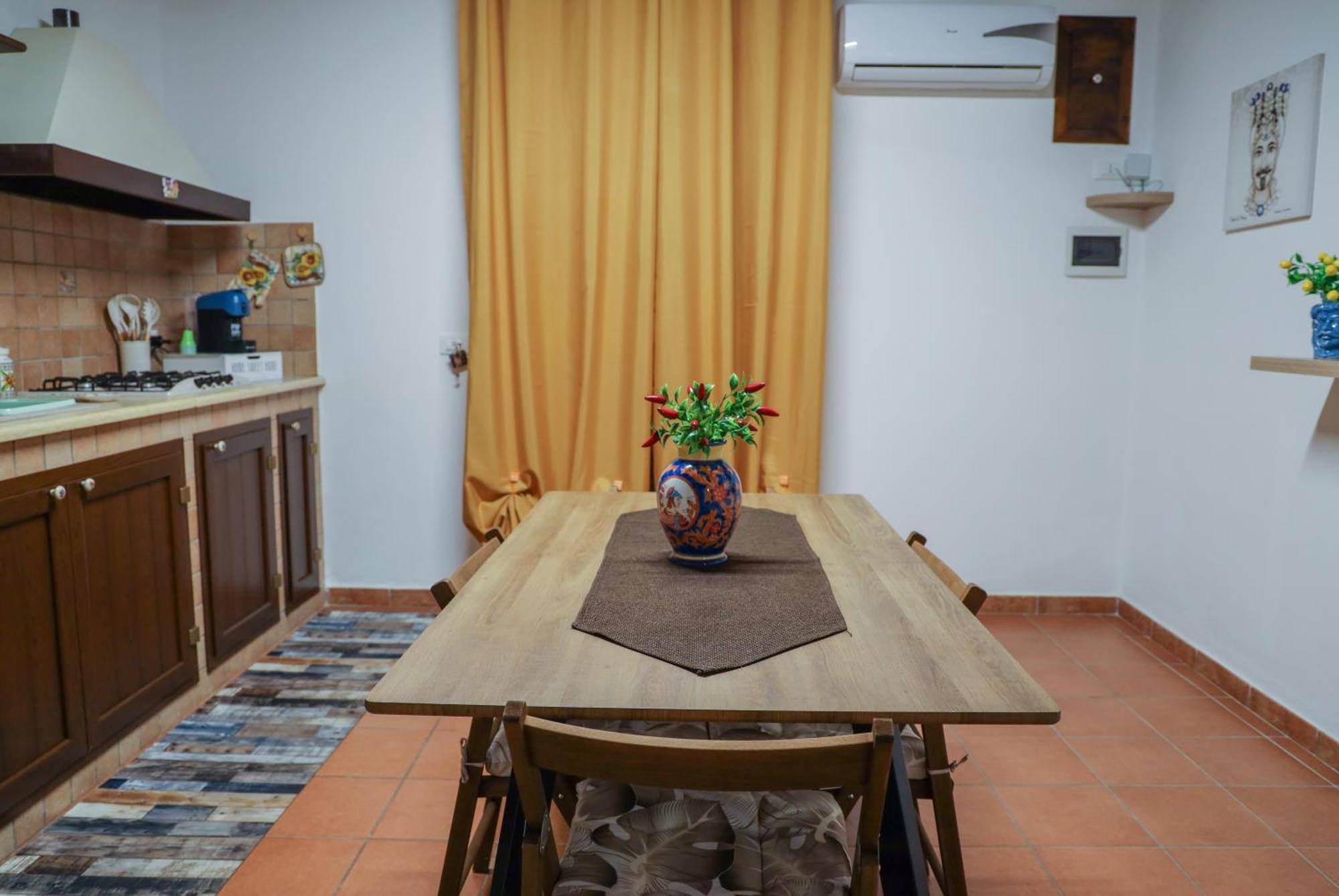 La Folkloressa Apartments Palermo Kültér fotó